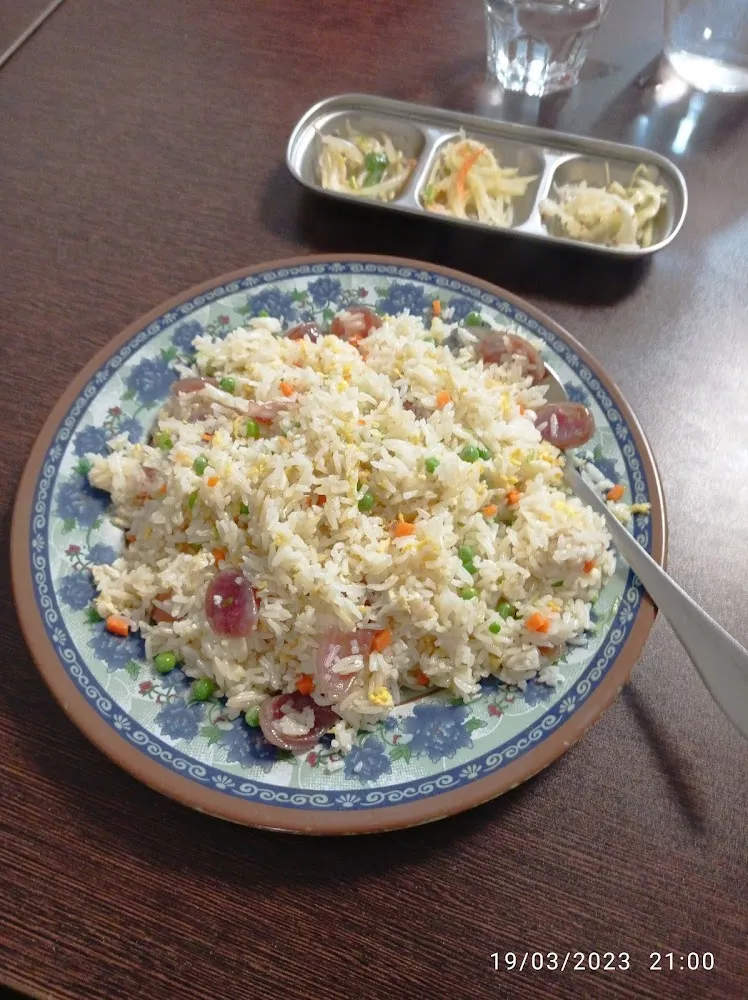 Riz Sauté Au Saucisson Chinois Copieux Et Une Vraie Tuerie